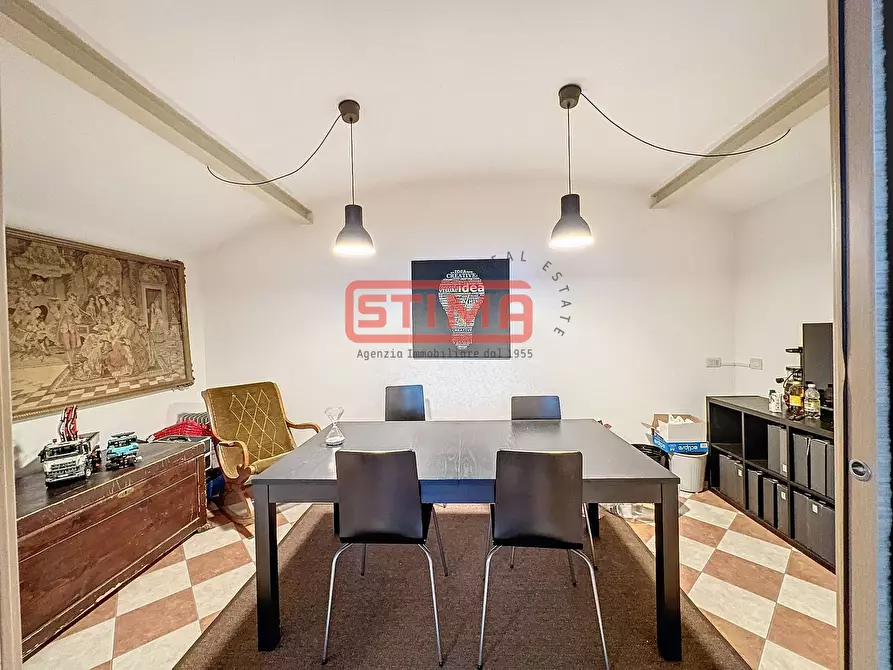 Immagine 13 di Ufficio in affitto  a Treviso