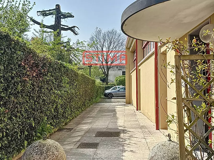 Immagine 11 di Ufficio in affitto  a Treviso