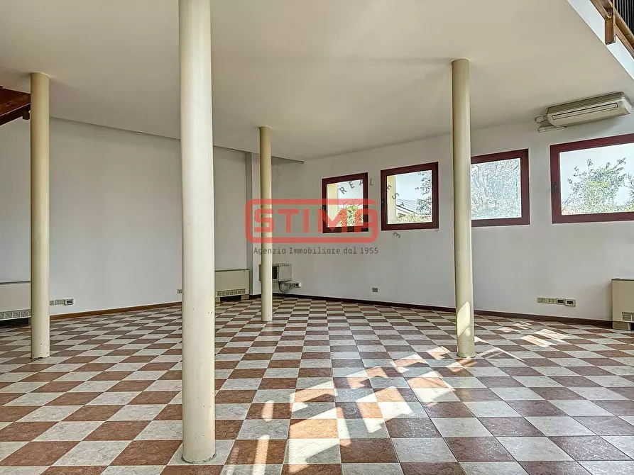 Immagine 5 di Ufficio in affitto  a Treviso