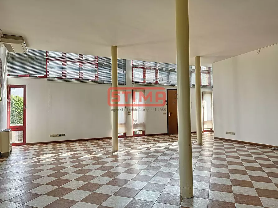 Immagine 20 di Ufficio in affitto  a Treviso