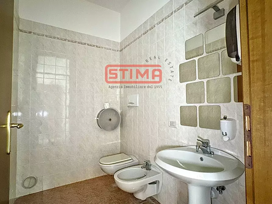 Immagine 22 di Ufficio in affitto  a Treviso