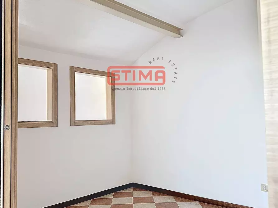 Immagine 27 di Ufficio in affitto  a Treviso