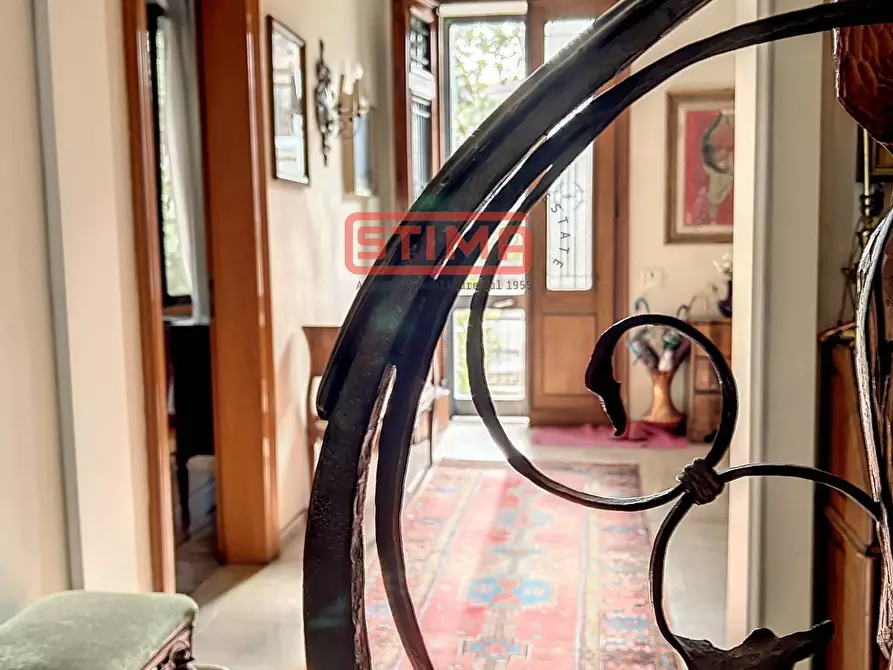 Immagine 9 di Villa in vendita  a Treviso