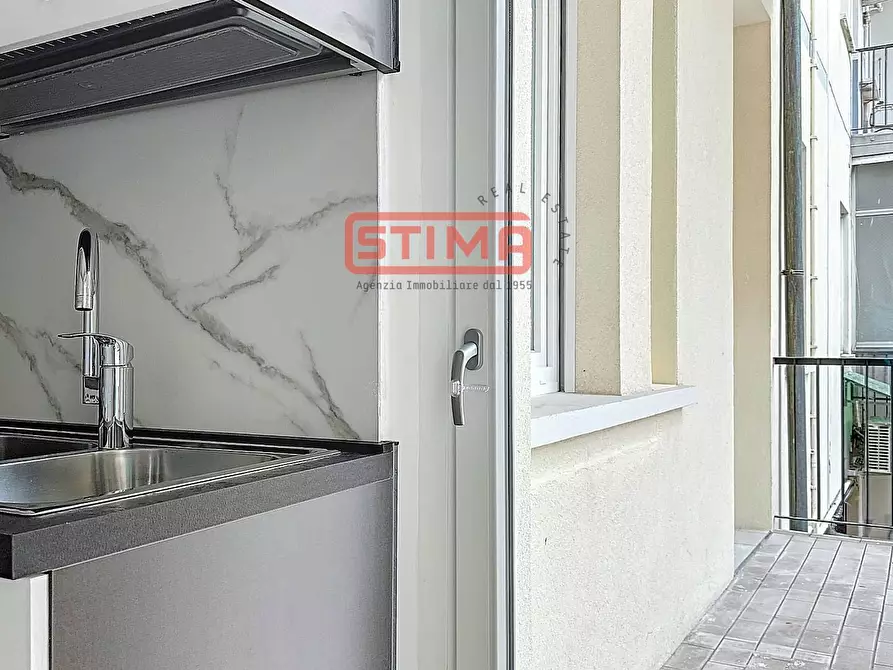 Immagine 7 di Appartamento in affitto  a Treviso