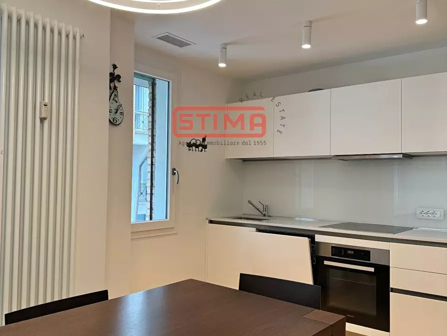 Immagine 9 di Appartamento in vendita  a Treviso