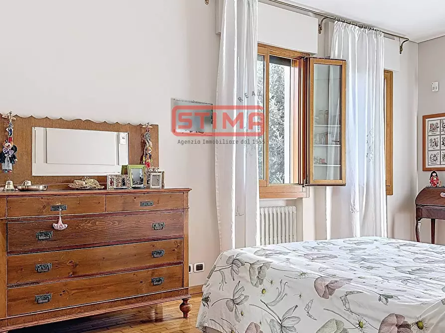 Immagine 16 di Villa in vendita  a Treviso