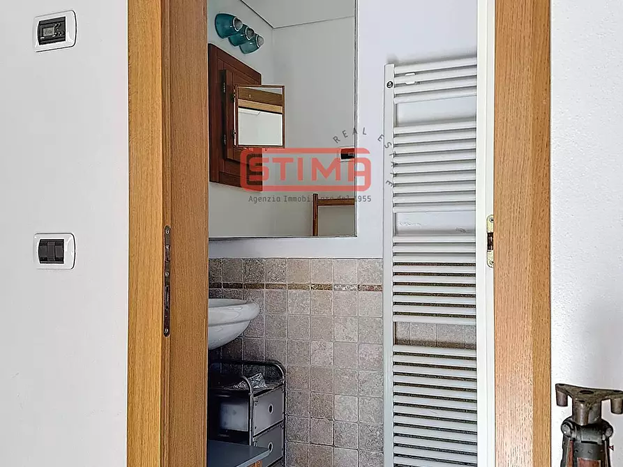 Immagine 21 di Villa in vendita  a Treviso