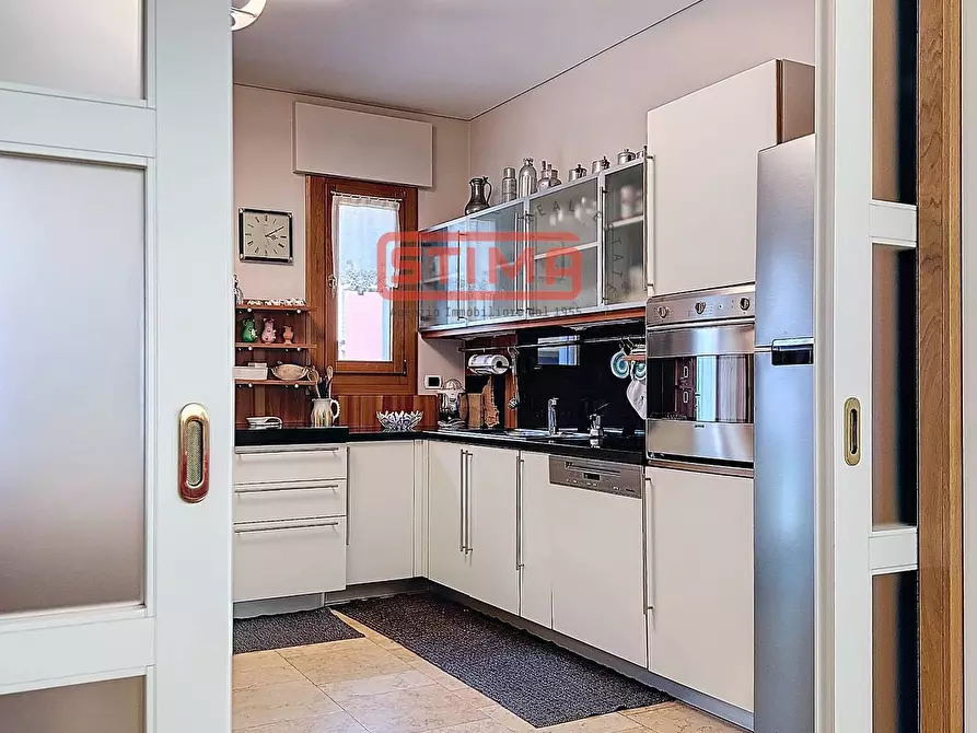 Immagine 28 di Villa in vendita  a Treviso