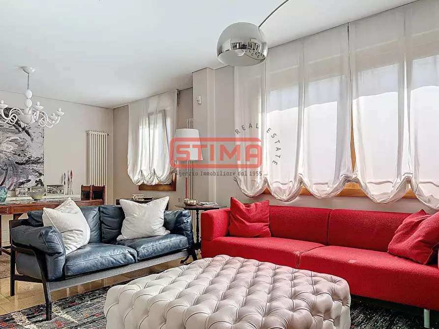 Immagine 39 di Villa in vendita  a Treviso