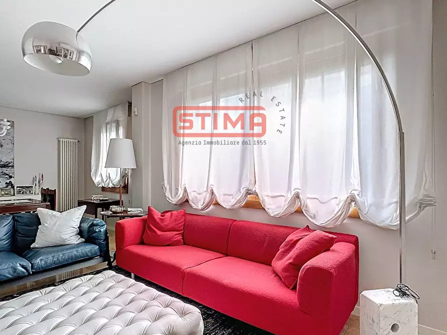 Immagine 41 di Villa in vendita  a Treviso