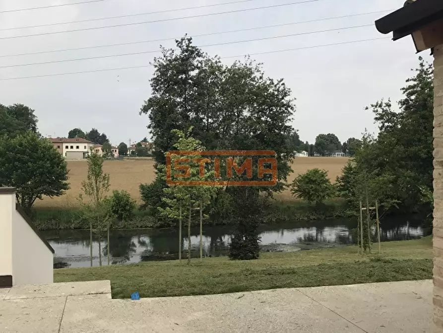 Immagine 8 di Villa in affitto  a Silea