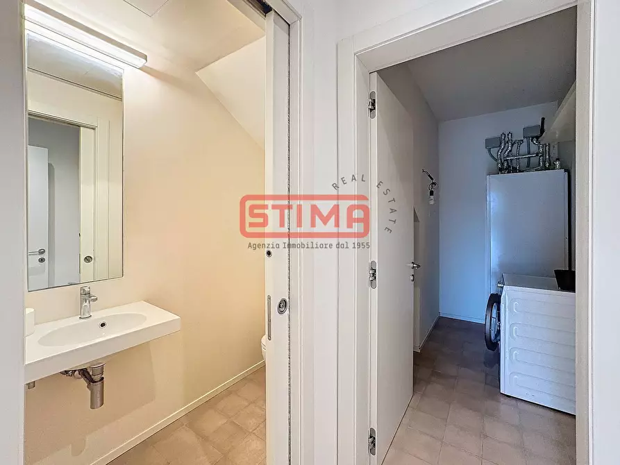 Immagine 11 di Villa in affitto  a Silea