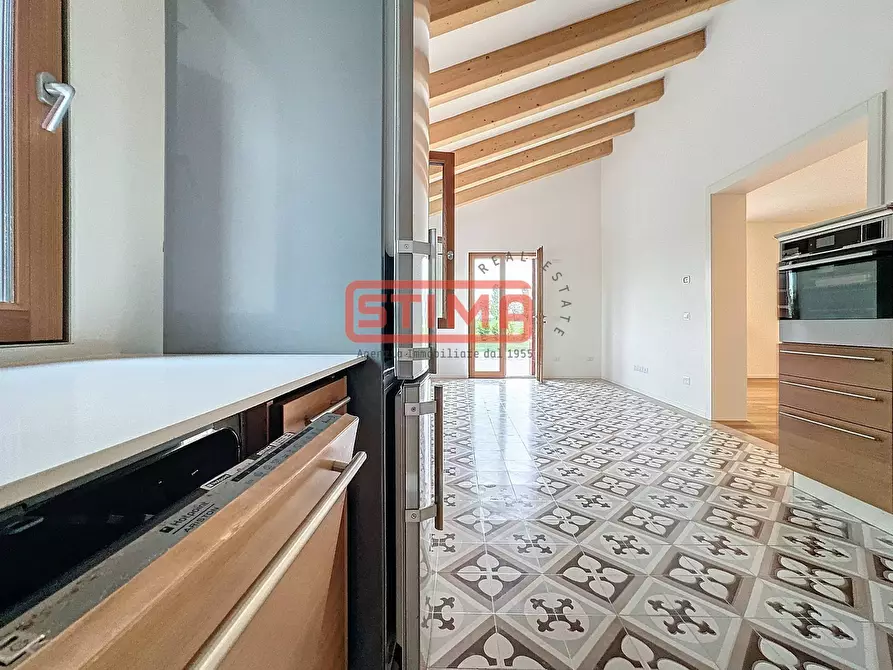 Immagine 23 di Villa in affitto  a Silea