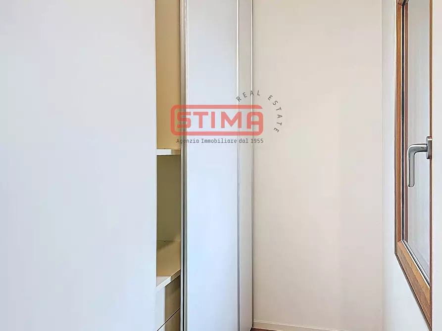 Immagine 38 di Villa in affitto  a Silea