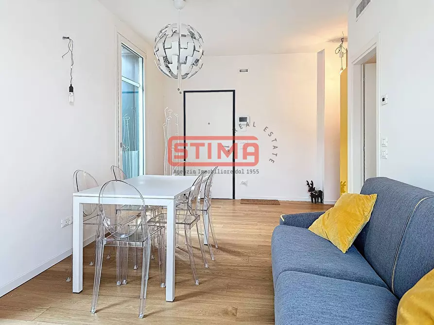 Immagine 3 di Appartamento in affitto  a Treviso