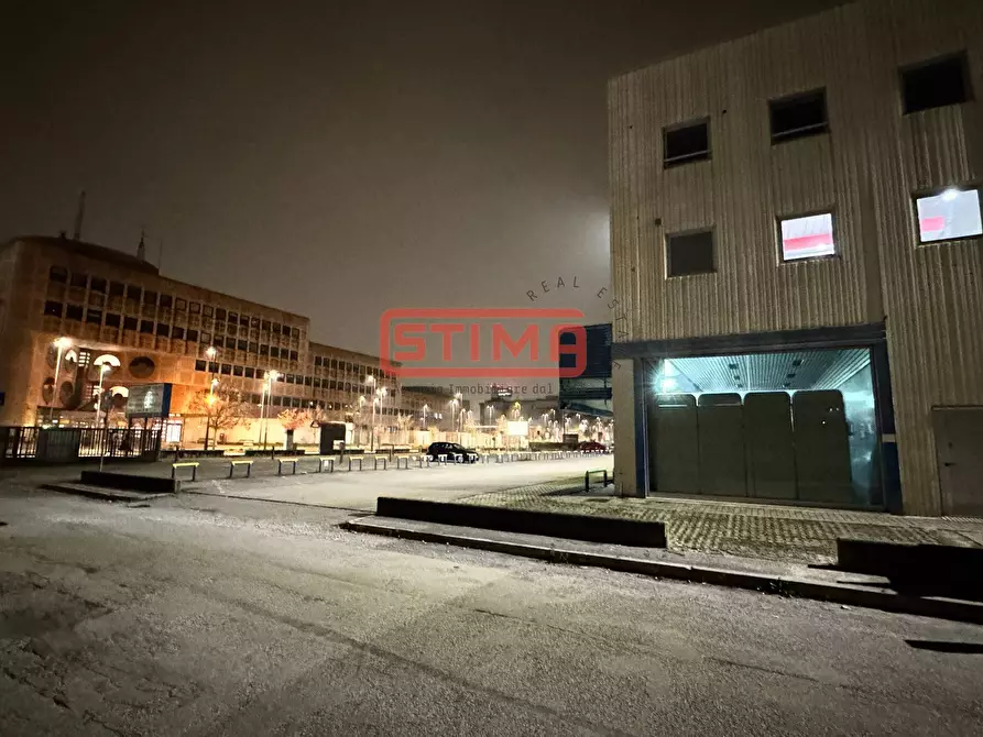 Immagine 14 di Magazzino in affitto  in VIA TORINO a Venezia