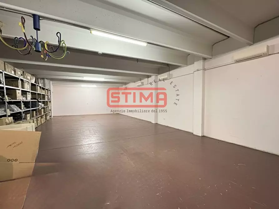 Immagine 3 di Magazzino in affitto  in VIA TORINO a Venezia