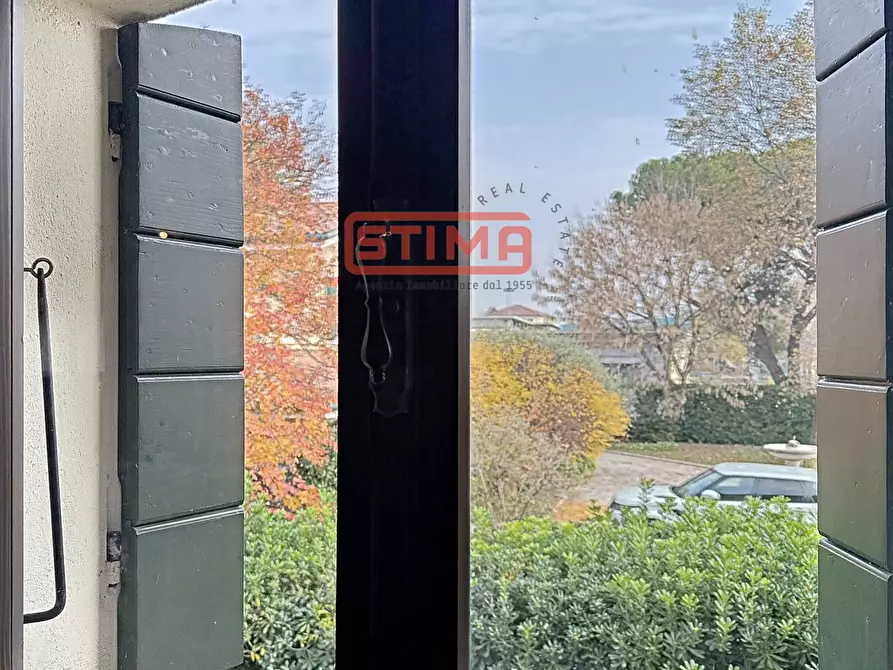 Immagine 58 di Rustico / casale in vendita  a Paese