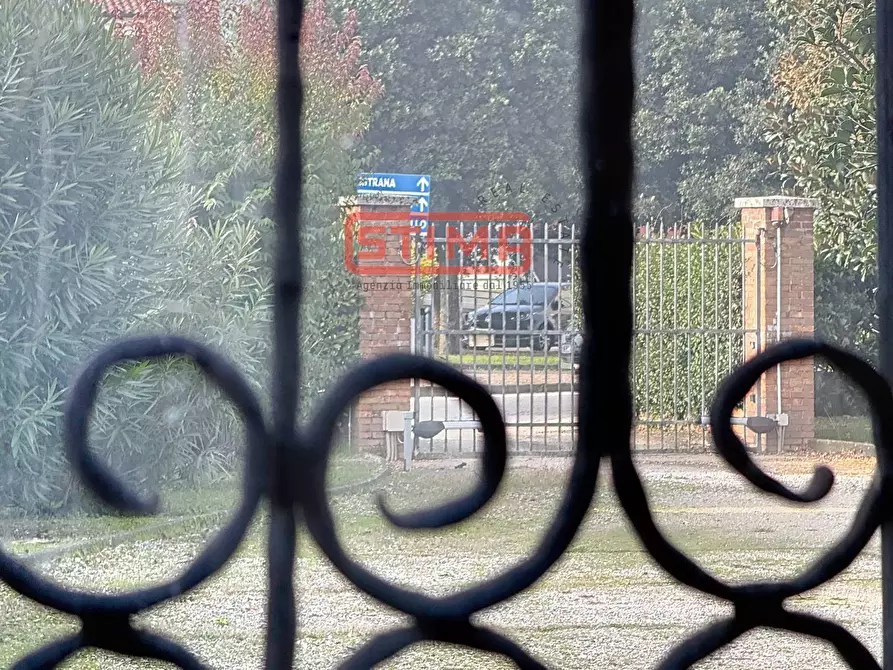 Immagine 59 di Rustico / casale in vendita  a Paese