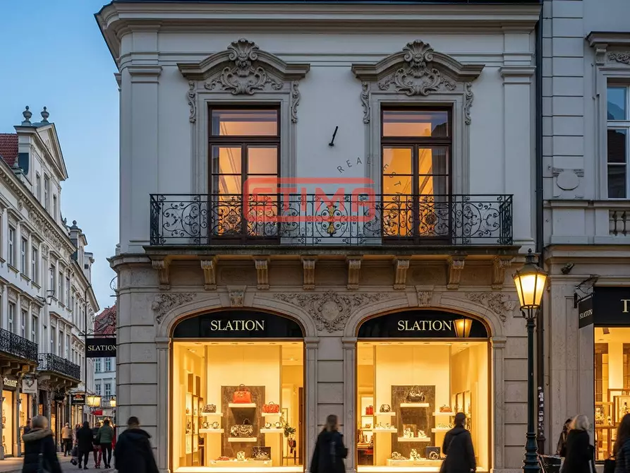 Immagine 2 di Negozio in affitto  a Treviso