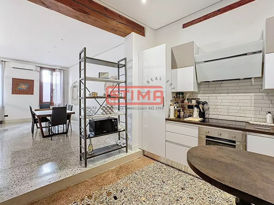 Immagine 10 di Appartamento in affitto  a Treviso