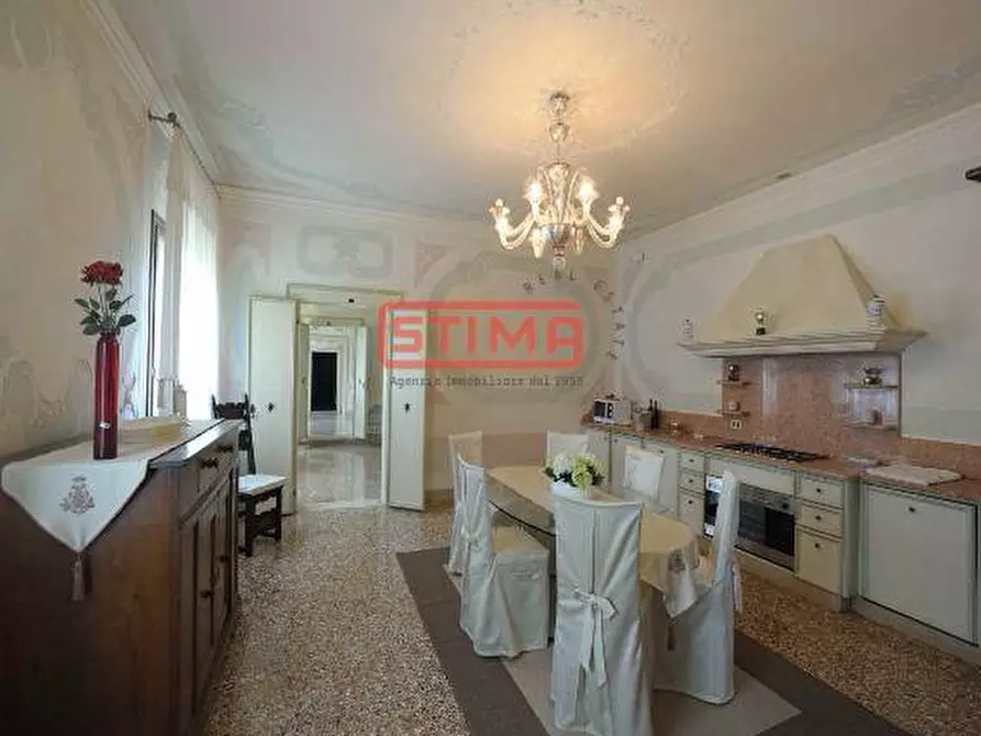 Immagine 5 di Castello in vendita  a Preganziol