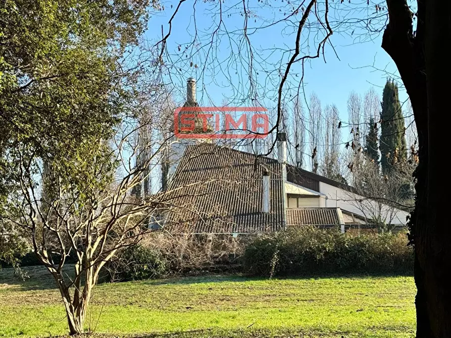 Immagine 12 di Villa in vendita  a Casier