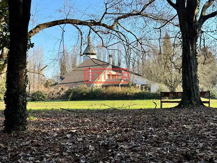 Immagine 7 di Villa in vendita  a Casier