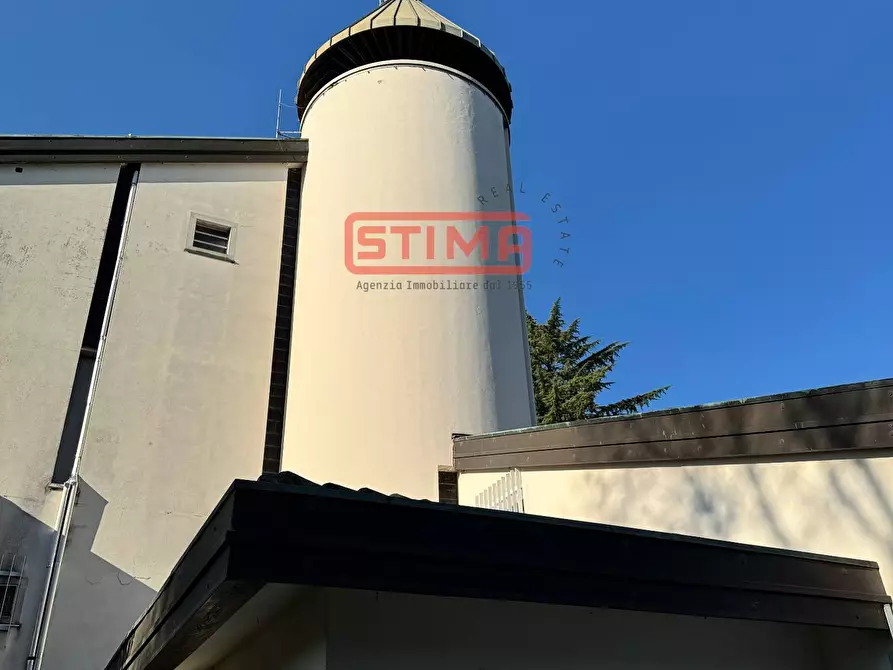 Immagine 27 di Villa in vendita  a Casier