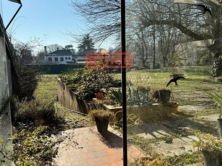 Immagine 52 di Villa in vendita  a Casier