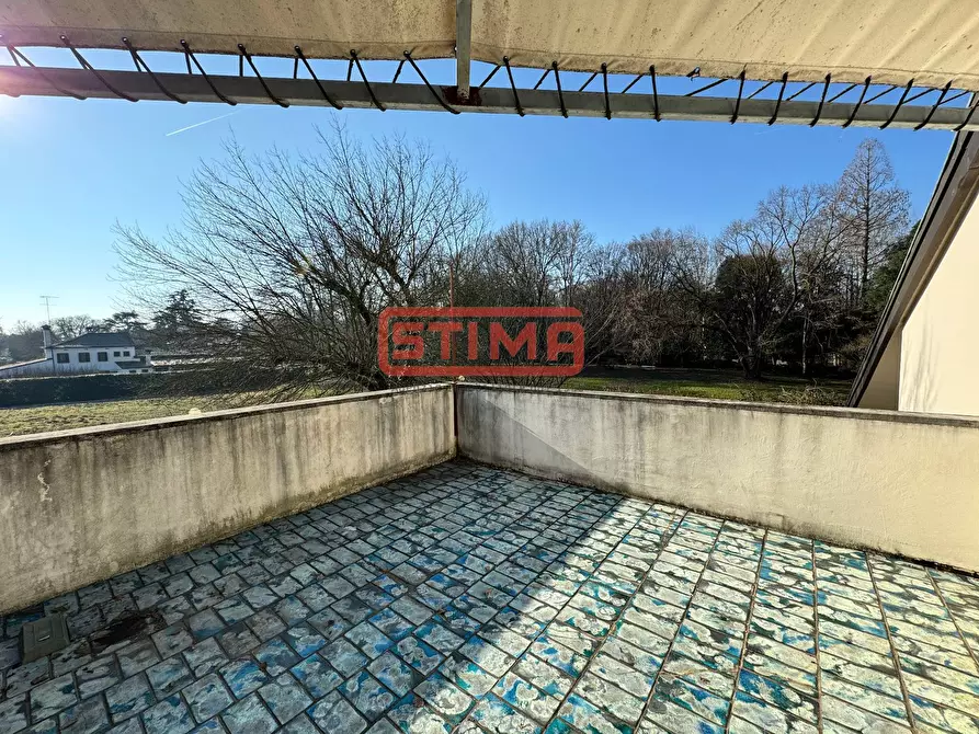 Immagine 59 di Villa in vendita  a Casier