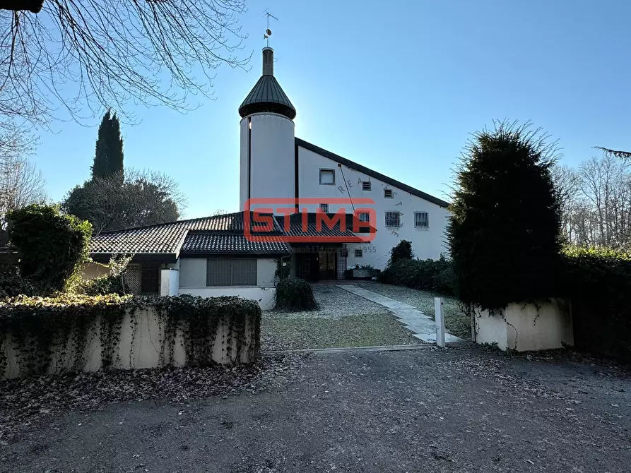 Immagine 60 di Villa in vendita  a Casier