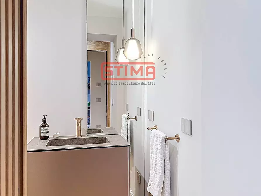 Immagine 19 di Appartamento in vendita  a Treviso