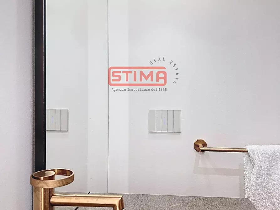 Immagine 21 di Appartamento in vendita  a Treviso