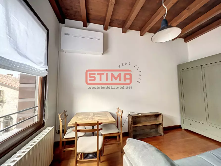Immagine 4 di Appartamento in affitto  a Treviso