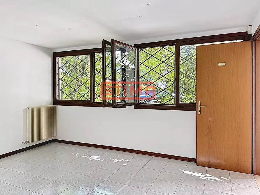 Immagine 8 di Ufficio in affitto  a Treviso