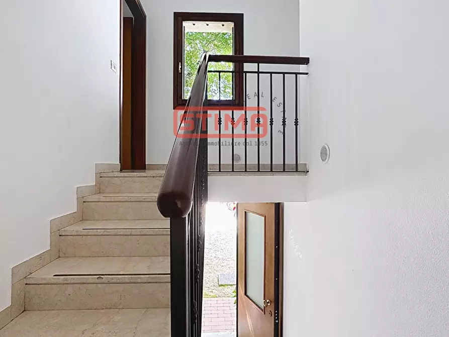 Immagine 10 di Ufficio in affitto  a Treviso