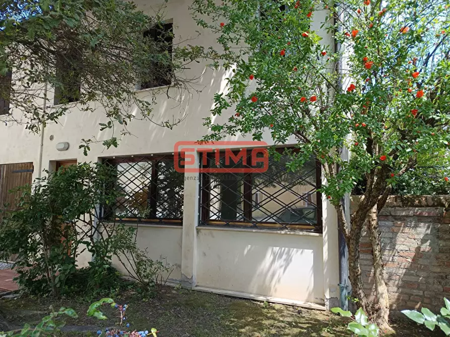 Immagine 2 di Ufficio in affitto  a Treviso