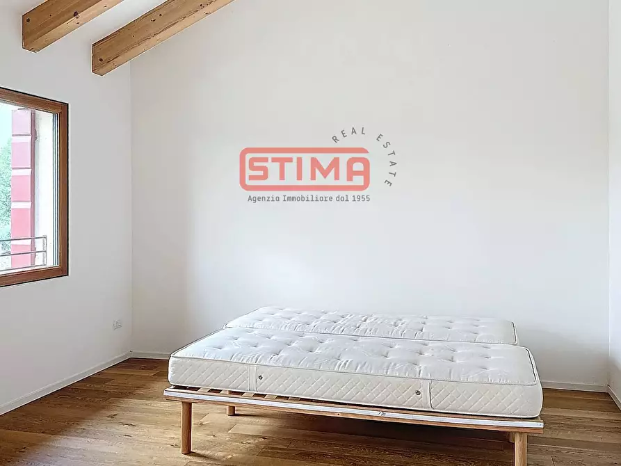 Immagine 21 di Villa in affitto  a Silea