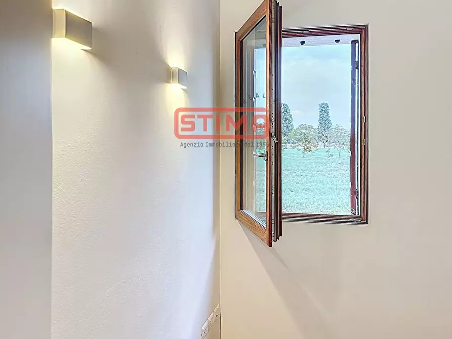 Immagine 26 di Villa in affitto  a Silea