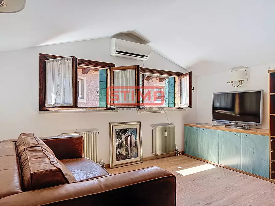 Immagine 9 di Appartamento in vendita  a Treviso