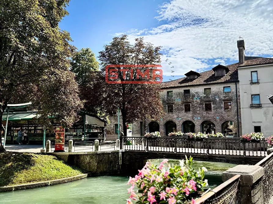 Immagine 6 di Negozio in affitto  a Treviso