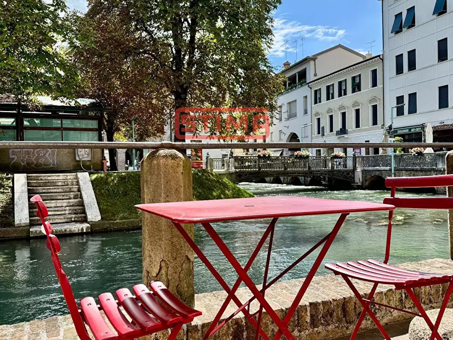 Immagine 7 di Negozio in affitto  a Treviso
