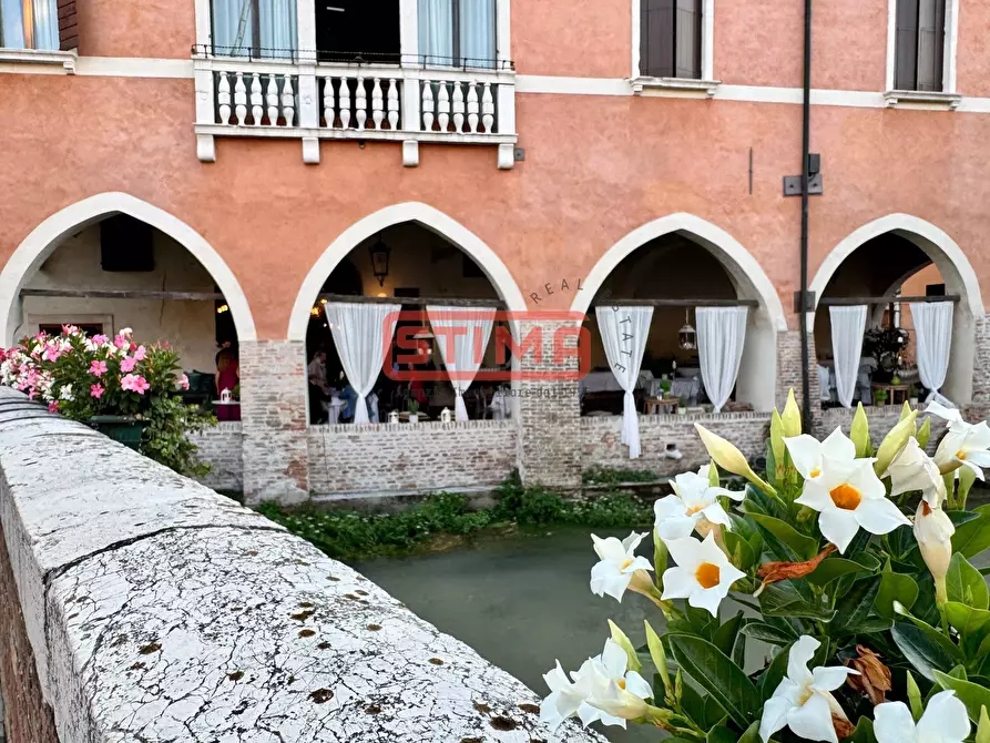 Immagine 3 di Negozio in affitto  a Treviso