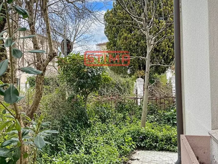 Immagine 5 di Villa in vendita  a Treviso