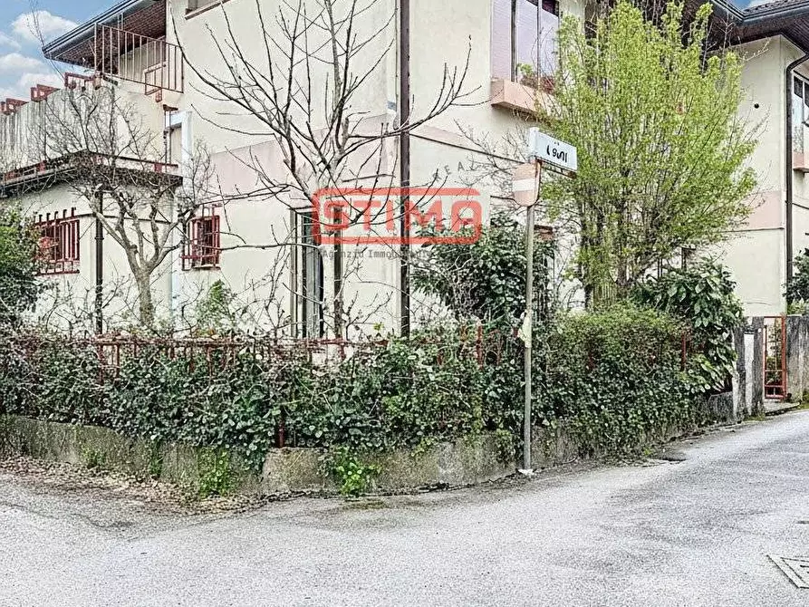 Immagine 19 di Villa in vendita  a Treviso