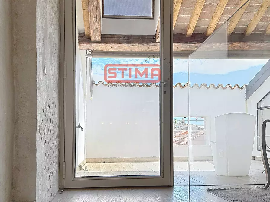 Immagine 16 di Palazzo in vendita  a Treviso