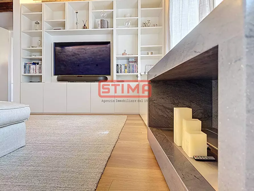 Immagine 20 di Palazzo in vendita  a Treviso