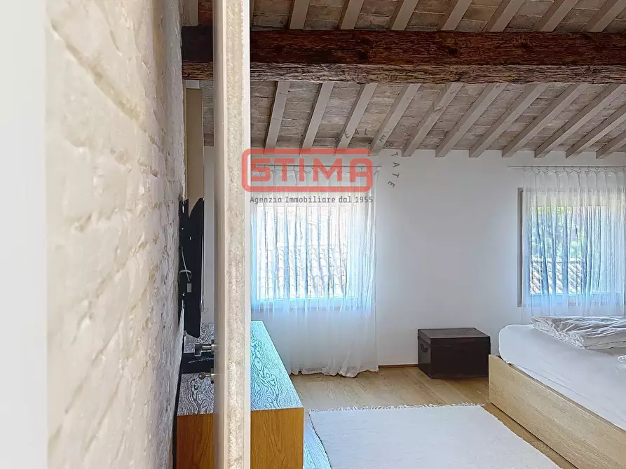 Immagine 29 di Palazzo in vendita  a Treviso