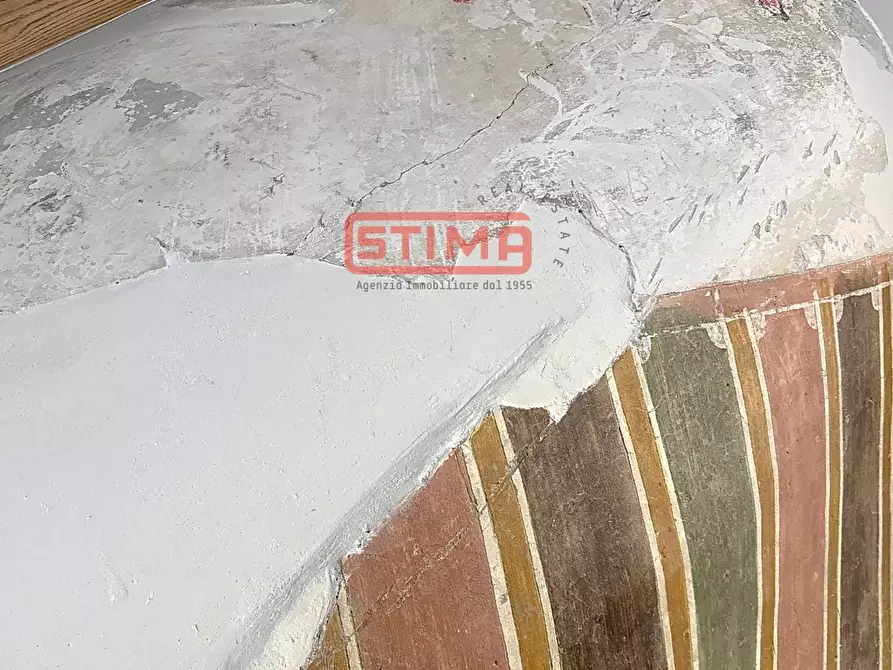 Immagine 18 di Palazzo in vendita  a Treviso